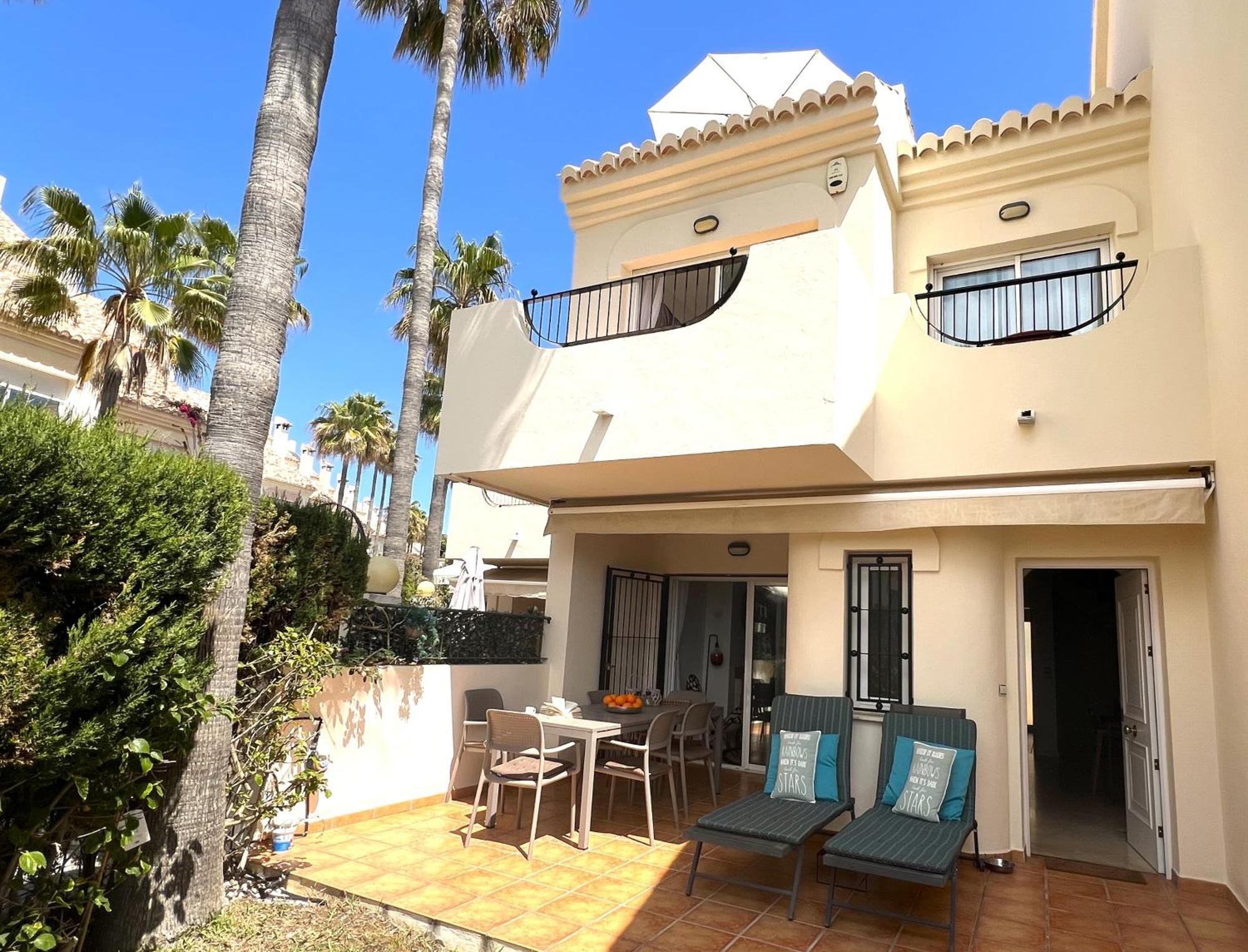 Stylish Townhouse In Beachfront Complex Marbella Exterior foto
